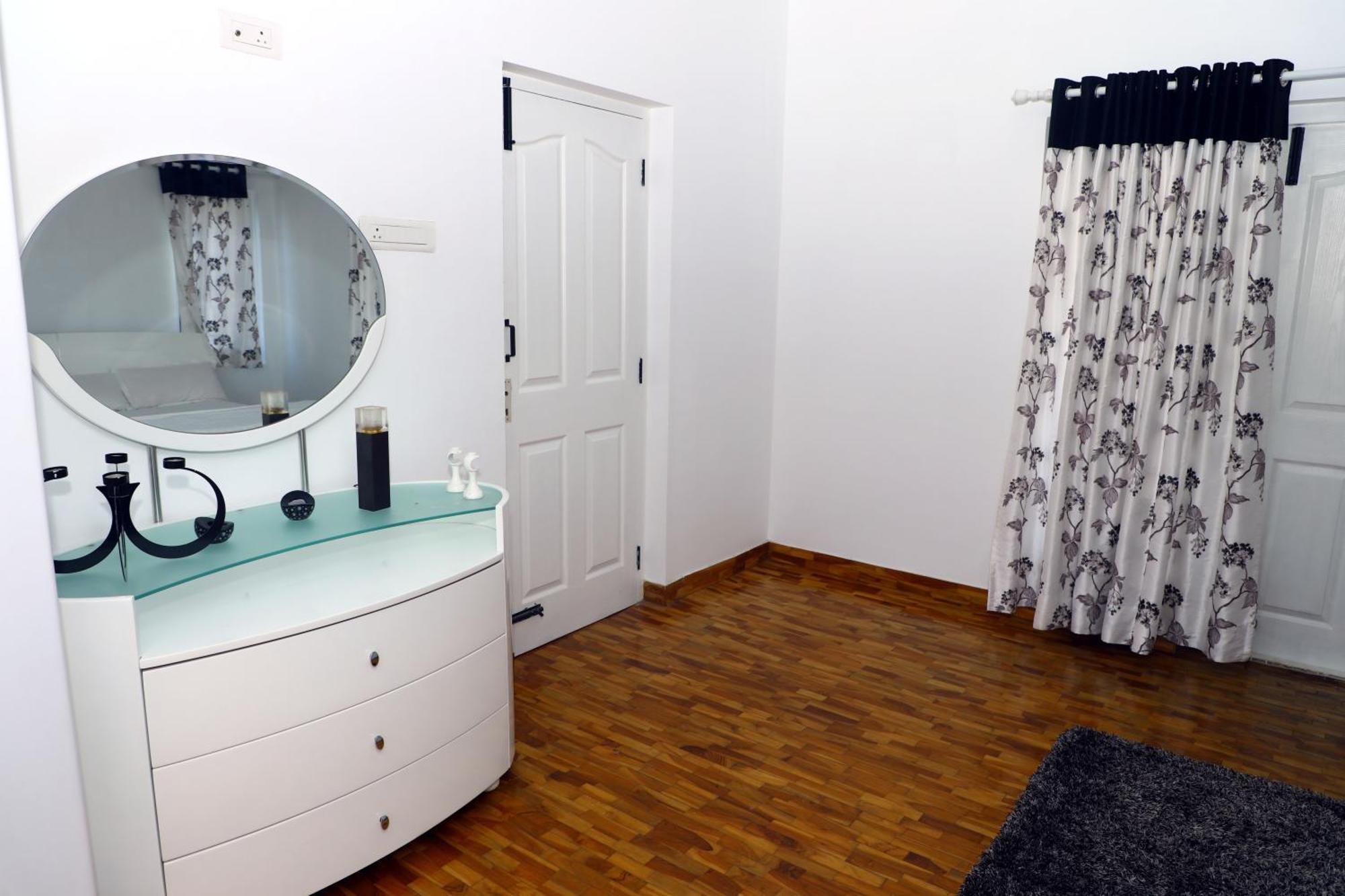 Hailstone Villa *
